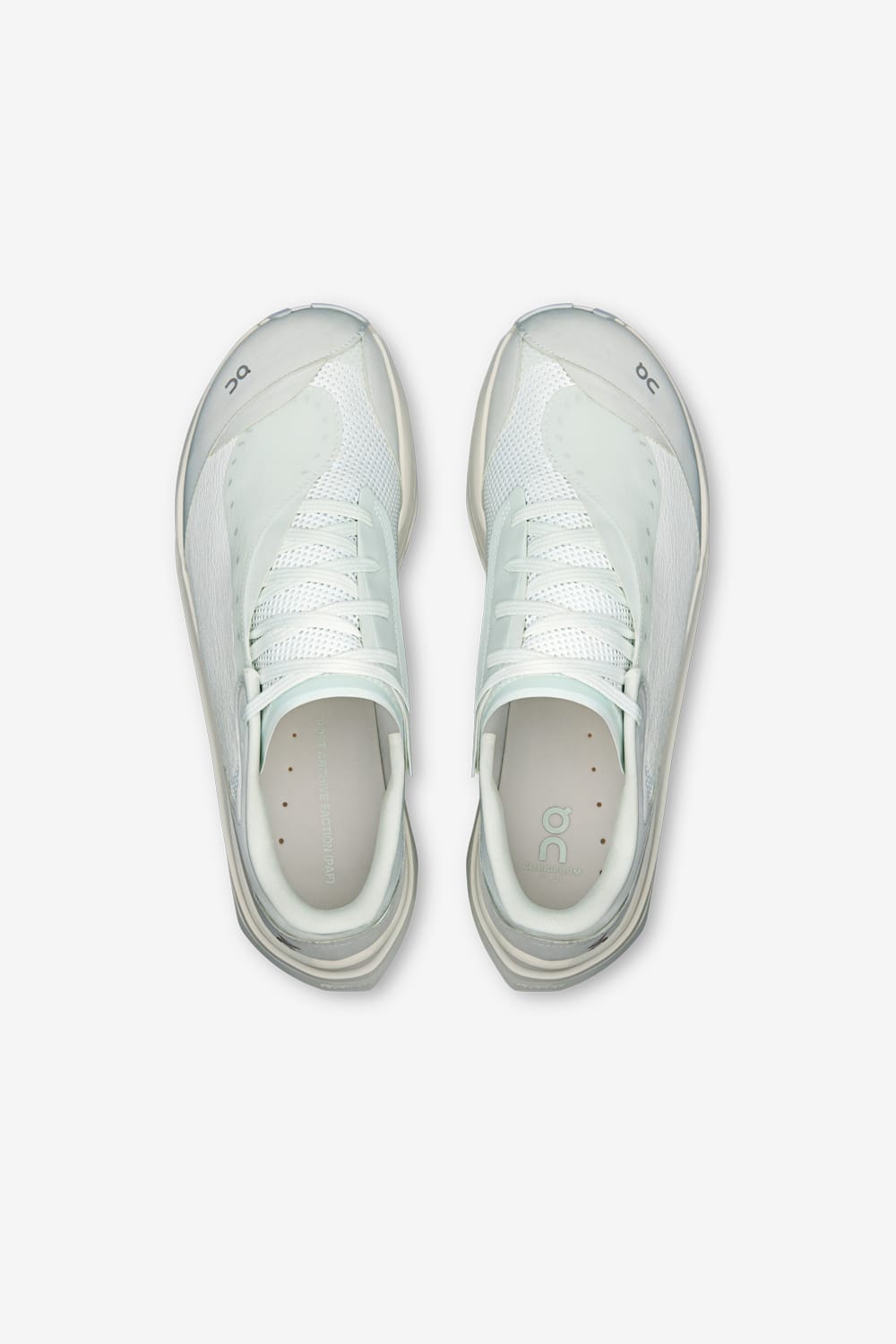 ON Cloudboom Volt PAF (White/Gale)