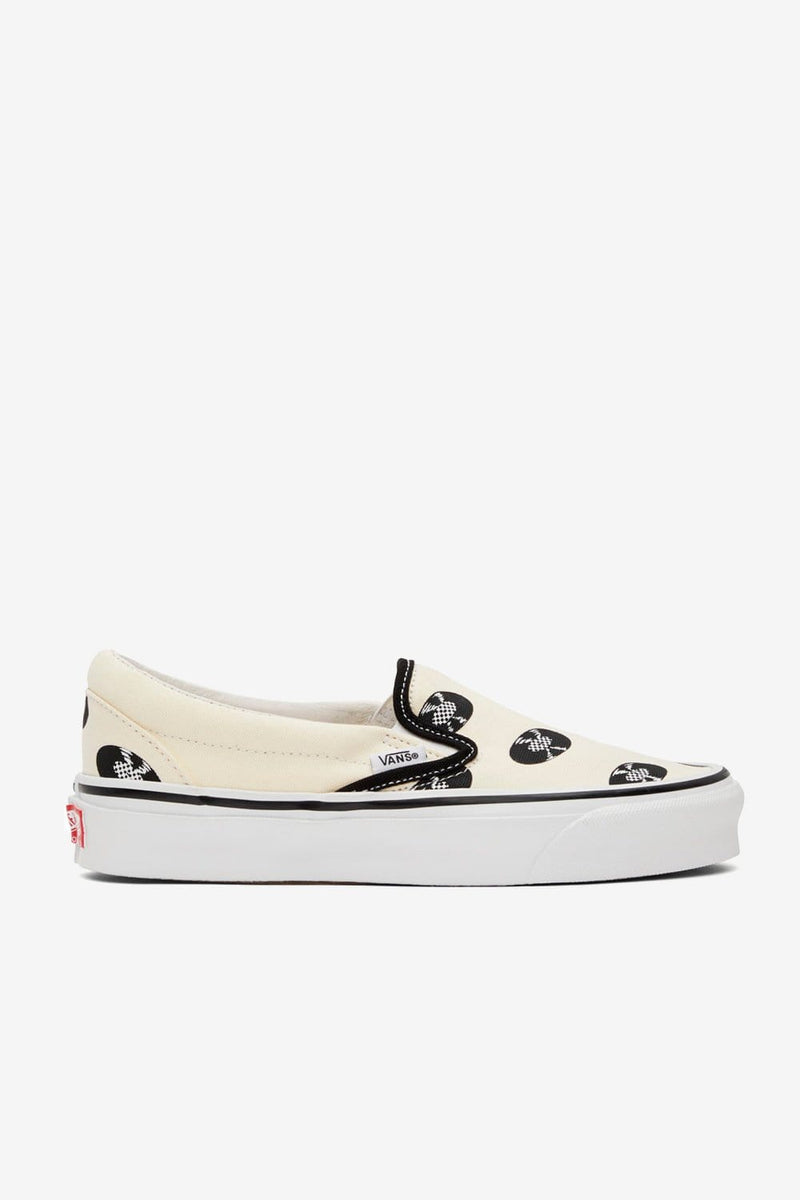 Vault by Vans OG Classic Slip-On Wacko Maria (Classic White/Records)